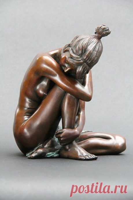Женщина в скульптуре. Автор Michael James Talbot