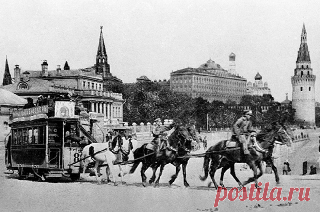 От Бутырки до Ходынки. Первый трамвай в Москву привезли из Англии. В день 125-летия московского трамвая историк рассказала о том, как элитный модный транспорт превратился в общественный.