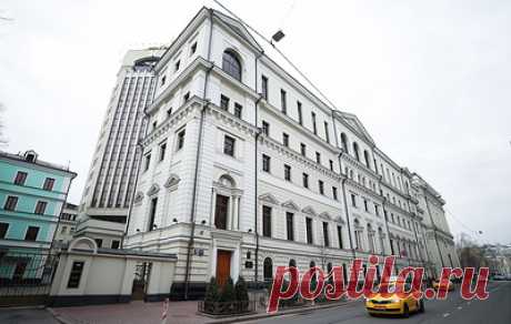 ВС РФ признал отмыванием средств перевод полученных за наркоторговлю биткойнов в рубли. Верховный суд заявил, что это влечет за собой уголовную ответственность