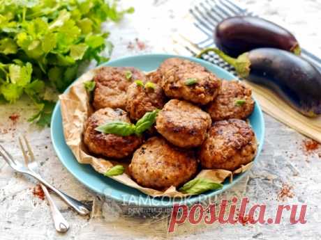 Мясные котлеты с баклажанами — рецепт с фото Упругая мясистость делает баклажаны идеальным ингредиентом для создания котлет.