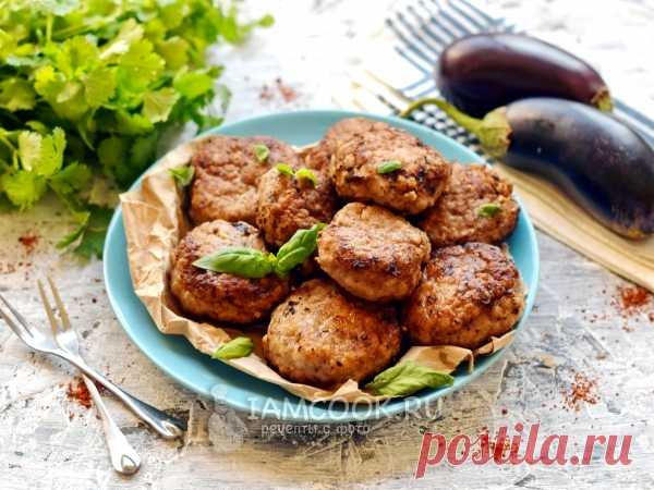 Мясные котлеты с баклажанами — рецепт с фото Упругая мясистость делает баклажаны идеальным ингредиентом для создания котлет.