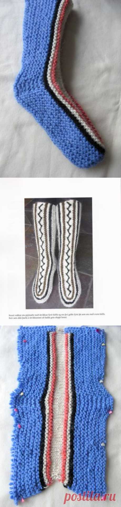 Традиционные домашние носки исландцы вяжут быстро и без затей - на двух спицах