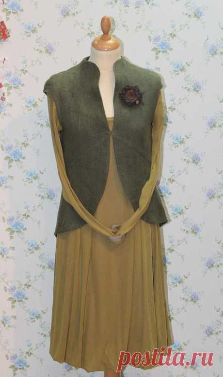 #бохостиль #нижнийновгород #необычнаяодежда #богемнаяодежда #бохо #boho #бохошик #актерам #художникам #дизайнерам #платье #бохоплатье #платьеосень #купитьбохо #заказатьбохо #стиль #модныештучки #бохоюбка 
 У НАС ОБНОВИЛАСЬ ОСЕНЬ!!!!
Любимый цвет осени!
Базовое платье , которое меняет свой облик в сочетании с другими предметами. КАК ВАМ?
42-44 Р-Р.
в НАЛИЧИИ ТЦ Алексеевский пассаж. 1 этаж. Лавка стиля бохо.
https://boho-nino.ru/