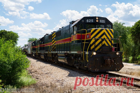500px / Train by Brandon Goforth