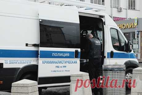 Раскрыты первые данные после осмотра тела экс-депутата Рады Ильи Кивы. Тело бывшего депутата Верховной Рады Украины Ильи Кивы обнаружили на снегу на территории парковой зоны отеля. При осмотре тела на правом виске была резаная рана, также была зафиксирована гематома на левой части лица усопшего. ЧП произошло около 15.00. На место была вызвана скорая помощь.