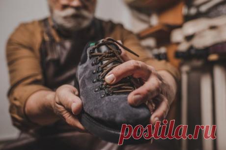 Этот день посвящён людям, которые знают всё о прочности и надёжности. Пусть и ваши планы будут такими же крепкими, как хорошая подошва. Открытки на День сапожника