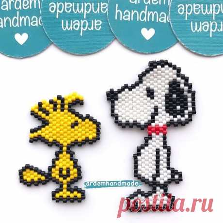 💛🤍 Snoopy & Woodstock❣️❗️Please let me know if you know the owner of the patterns
.
.
.
.
.
.
#snoopy #snoopylover #anahtarlık #arkadaşbilekliği #desenlibileklik #mavibileklik #kişiyeözel #kişiyeözelbileklik #minibileklik #kelebekbileklik #kelebeklibilklik #bileklik #elyapımı  #bracelet #handmade #butterfly #minimal #nature #hediyelik  #ardemhandmade