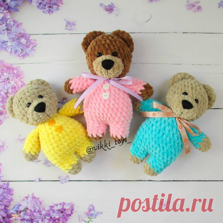 Мишки в пижаме крючком: описание