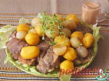 Свиные стейки с картофелем и луком Кулинарный рецепт