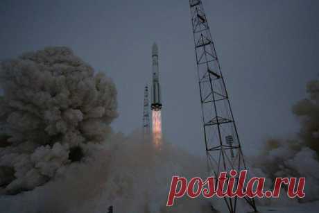 Пуск ракеты-носителя Протон-М с телеком Экспресс-АМ5 / Физика невозможного!
