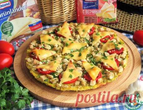 Кабачковая пицца "Два сыра" с курицей – кулинарный рецепт