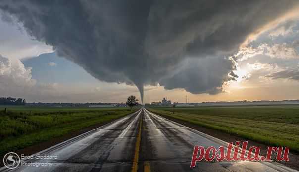 Доpога к тоpнадо,Восточная Айова-6 июля 2014 года / Социальная погода