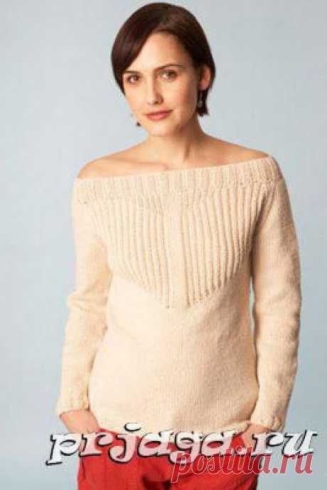 Пуловер - реглан с открытым плечом