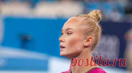 Мельникова: желаю российскому спорту не сдаваться. Российская гимнастка, олимпийская чемпионка в командном первенстве, многократная чемпионка мира и Европы Ангелина Мельникова рассказала, чего желает российскому спорту в 2024 году. Читать далее