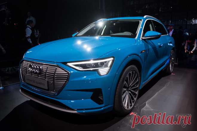 Audi представила свой серийный электромобиль E-tron