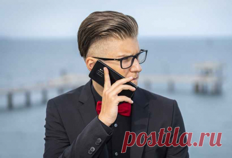 Простой способ проверить номер 900 на подделку У большинства граждан России имеется карта Сбербанка. Официальный номер Сбера — 900. В последнее время участились случаи, когда гражданам ...
