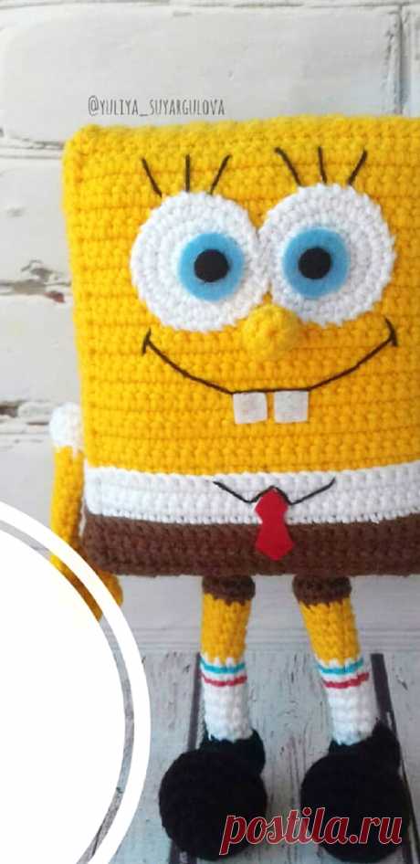 PDF Губка Боб крючком. FREE crochet pattern; Аmigurumi doll patterns. Амигуруми схемы и описания на русском. Вязаные игрушки и поделки своими руками #amimore - Губка Боб Квадратные Штаны, Спанч Боб Сквэр Пэнтс.