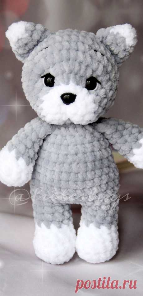 PDF Мини котик крючком. FREE crochet pattern; Аmigurumi animal patterns. Амигуруми схемы и описания на русском. Вязаные игрушки и поделки своими руками #amimore - плюшевый котик, кот, кошечка из плюшевой пряжи, кошка, котёнок.