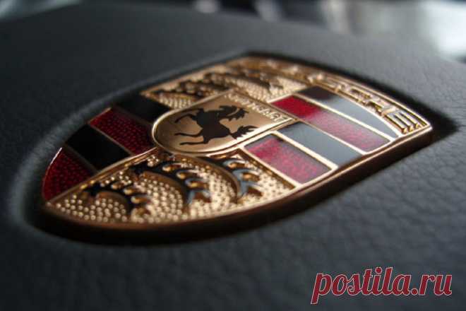 В Porsche озвучили характеристики первого электрокара Taycan