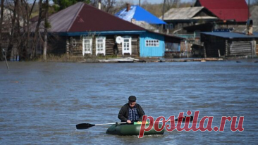 В двух районах Омской области ввели режим ЧС из-за паводка