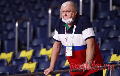 Трефилов пожелал гандболистке Бобровниковой не падать духом и побороть рак. Спортсменке диагностировали лимфому Ходжкина