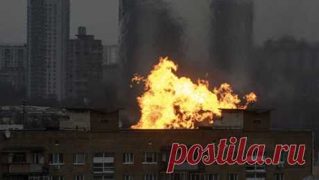 В Одессе произошел взрыв. Взрыв произошел в городе Одессе, расположенном на юге Украины. Об этом пишет местное издание &quot;Общественное&quot;. По данным ресурса для оповещения населения, в настоящее время на территории двух регионов страны действует режим ...