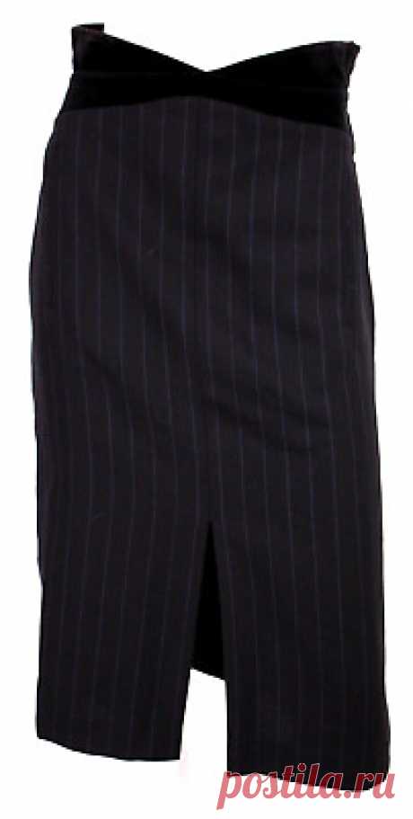 GIANFRANCO FERRE Vintage Black & Blue Pinstriped Twill Pencil Skirt 38  | eBay This skirt is knee-length and has a side zip closure with an exterior button closure. It features a layered black velvet waistband and two side flat welt pockets. This skirt is composed of black and blue pinstriped wool twill fabric and the waistband is composed of black velvet fabric.