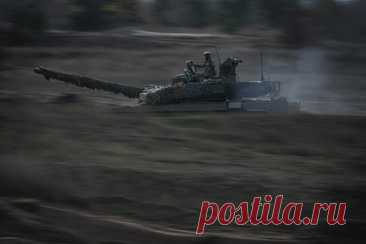 Танкист рассказал о защите Т-90М от дронов