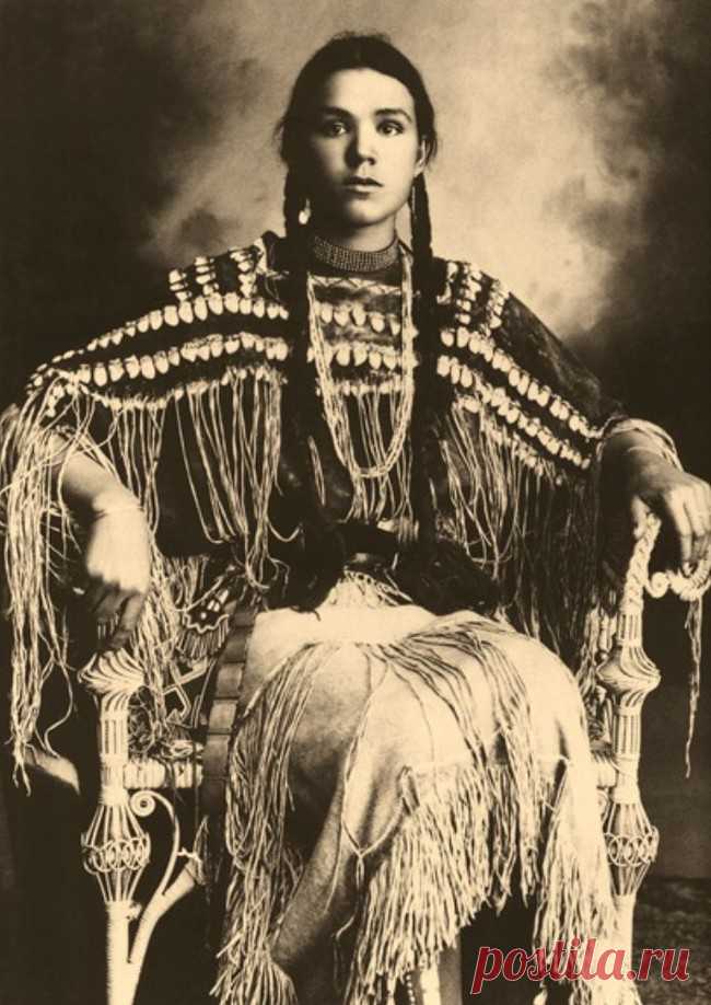 32 впечатляющих исторических фото из частных коллекций | Болтай
Индианка из племени Шайеннов, Оклахома, 1890-1904 - ну чем не хохлушка?