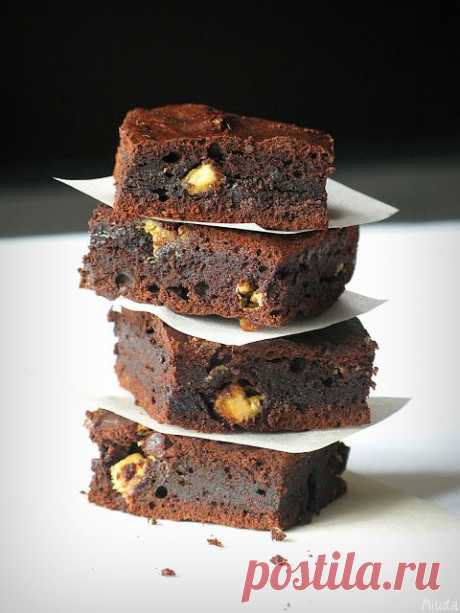 Verdade de sabor: Брауни с черносливом и белым шоколадом / Brownies com ameixas secas e chocolate branco