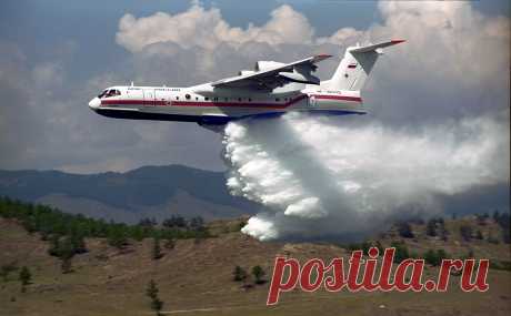 В «Ростехе» ответили на данные о поломке тушащего пожары в Греции Бе-200. Российский самолет Бе-200, задействованный в тушении пожаров в Греции, совершил незапланированную посадку в связи со срабатыванием аварийного датчика.