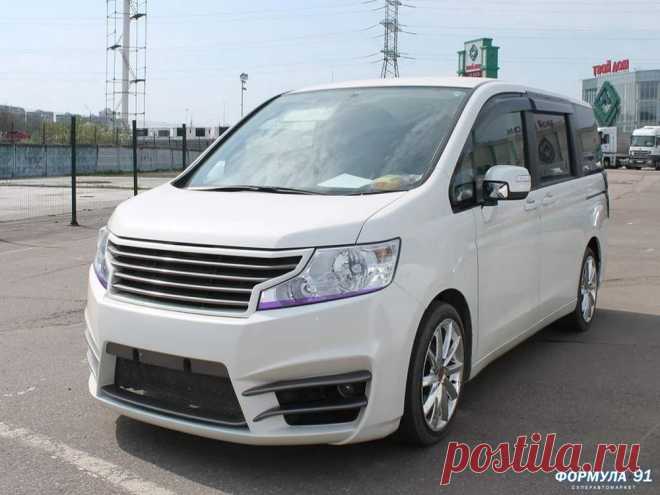 Honda Stepwgn, 4 поколение Объявление о продаже подержанного Honda Stepwgn  2011