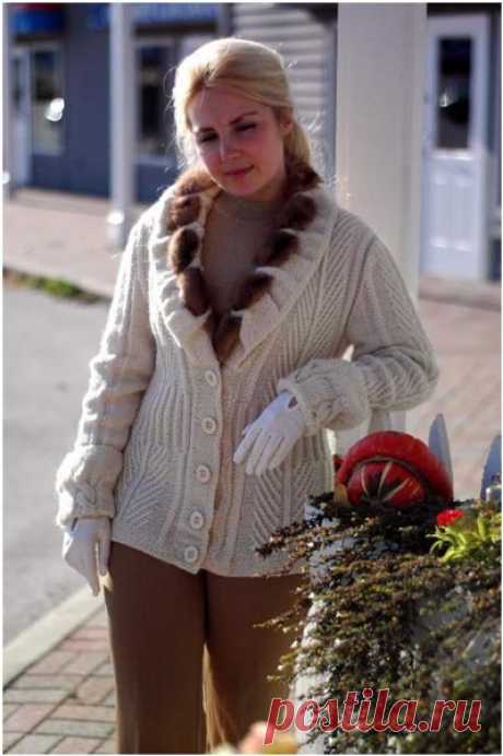 Белый вязаный женский жакет | Вязание спицами и крючком – Азбука вязания