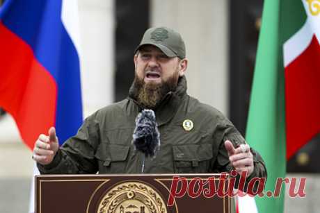 Кадыров заявил о создании в Чечне нового элитного спецподразделения. Глава Чечни Рамзан Кадыров заявил о создании второго элитного спецподразделения по охране объектов нефтегазового комплекса УВО Росгвардии по республике. По его словам, это тот самый знаменитый «Нефтеполк», бойцы которого в свое время принимали участие в многочисленных специальных операциях.