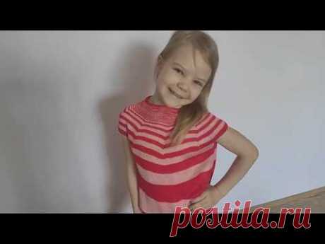 Летняя кофточка круглой кокеткой на девочку 7 - 8 лет, спицами