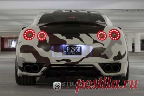 Nissan GT-R в камуфляже