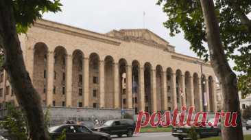 Парламент Грузии принял закон об иноагентах в третьем чтении. Грузинские парламентарии проголосовали за закон об иностранных агентах в третьем чтении. Читать далее