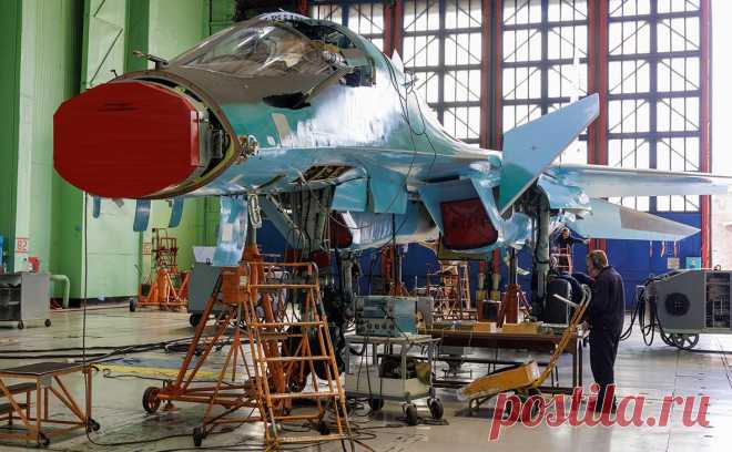 ОАК передала Минобороны вторую за год партию истребителей Су-34. Новосибирский авиационный завод им. В.П. Чкалова передал Воздушно-космическим силам (ВКС) России вторую партию истребителей Су-34, собранную в 2023 году.