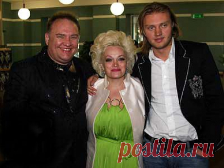 Народная артистка России Надежда Кадышева с супругом и сыном