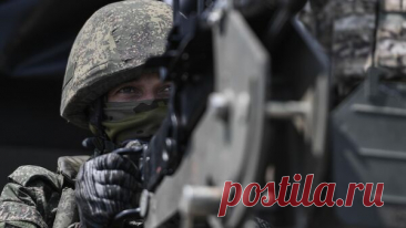 В Севастополе отражают атаку беспилотников