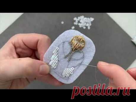 Брошь из бисера, как сделать брошь из бисера Ангел. Handmade jewellery Hand embroidery brooch DIY