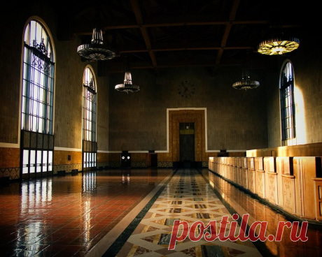 10 самых красивых вокзалов мира |Юнион-Стейшн, Лос-Анджелес