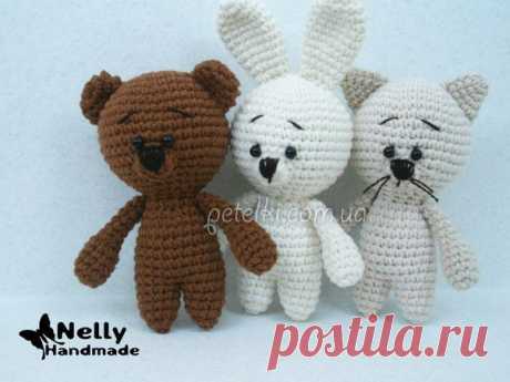 Игрушки крючком от Nelly Handmade. Описание вязания Милые вязаные крючком игрушки от мастерицы Nelly Handmade. Описание вязания смотрите ниже. Итак, основа: голова-тело-ноги. Начинаем с макушки: 1р.6сбн в кольцо амигуруми, 2р. 6 пр. (12) 3р. *1сбн, пр.* 6 раз (18) 4р. *2сбн, пр.* 6 раз (24) 5р. *3сбн, пр.* 6 раз (30) 6р.