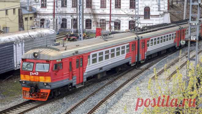 Пьяного третьеклассника нашли в петербургской электричке. Ребенка в тяжелом состоянии с алкогольным отравлением сняли с электрички в Киришах. Об этом сообщает "78.ru". Пятеро детей ехали в вагоне электрички из Петербурга в Будогощь, по дороге одному из мальчиков стало плохо, у ...
