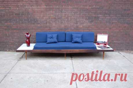 Mid-Century Modern Adrian Pearsall Sofa от BetzBasement на Etsy