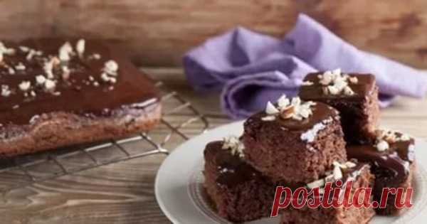 Кофейный пирог «Из того, что есть в холодильнике» Очень вкусный и лёгкий в приготовлении пирог. Порадуйте своих близких и испеките его к вечернему чаепитию. Ингредиенты: — 0,5 стакана кефира — чайные ложки растворимого кофе — 2 яйца — …