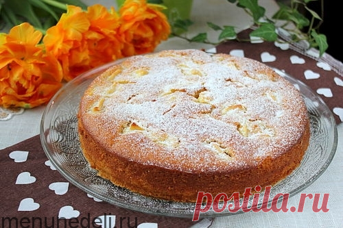 Рецепт постной шарлотки с яблоками / Меню недели