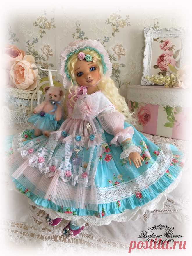 #текстильныекуклы#коллекционныекуклы#авторскиекуклы#artdoll#dollartist#doll#dollmaker#fabricdoll#textiledoll#embroidery#embroidereddoll#interiordoll#clothedoll#handmade#handmadedoll#интерьернаякукла#хендмейд#рукоделие#handmadedoll#кукларучнойработы#коллекционнаякукла#интерьернаякукла#ярмаркамастеров#будуарнаякукла#куклаболтушка#кукольнаяодежда#ручнаяработа#купитькуклу#кукольнаяобувь