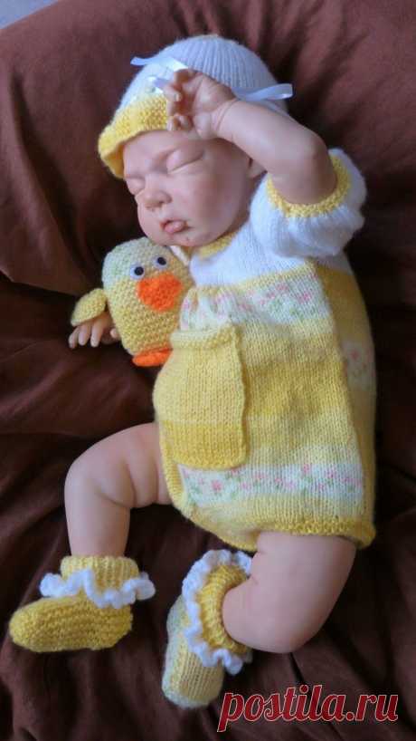 Reborn romper outfit cute chick with soft toy MOLLIE & JOE DESIGNS hand knitted | eBay