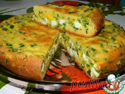 Пирог с яйцами и зеленым луком.